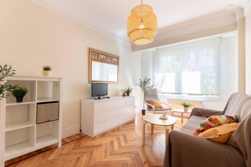 Acogedor Y Soleado En El Centro By Aloha Bilbao Apartment ภายนอก รูปภาพ